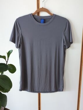 Kit and Ace Viscose Classic Crew Short Sleeve Tee M